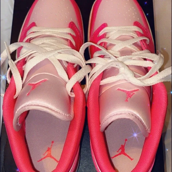 Nike Hot Pink and Light Pink Sneakers - Picture 3 of 5